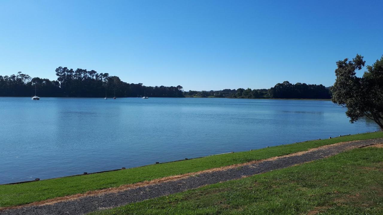 Guest House On Plummers Point Tauranga Esterno foto